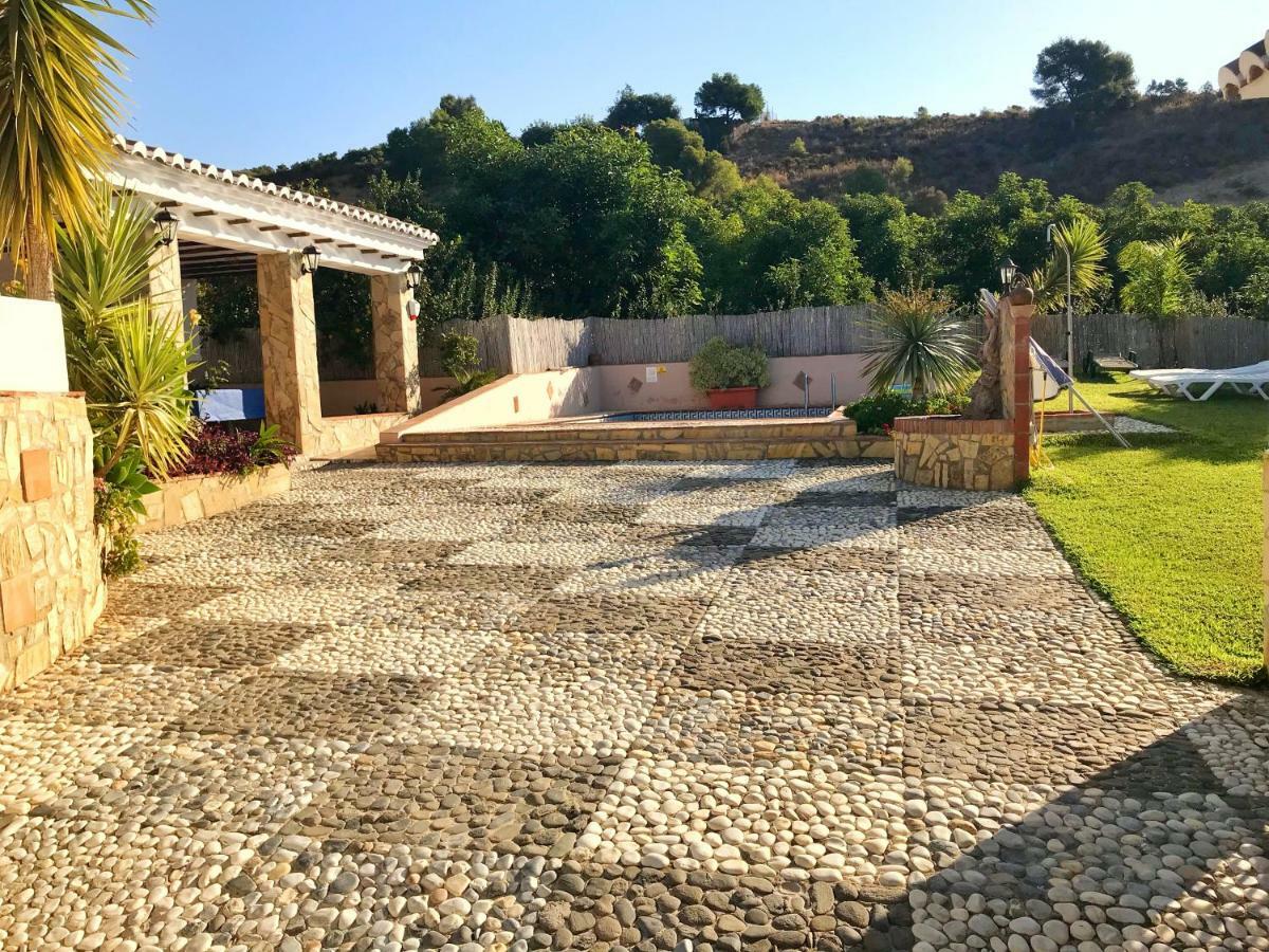 Villa Las Mercedes Нерха Екстер'єр фото